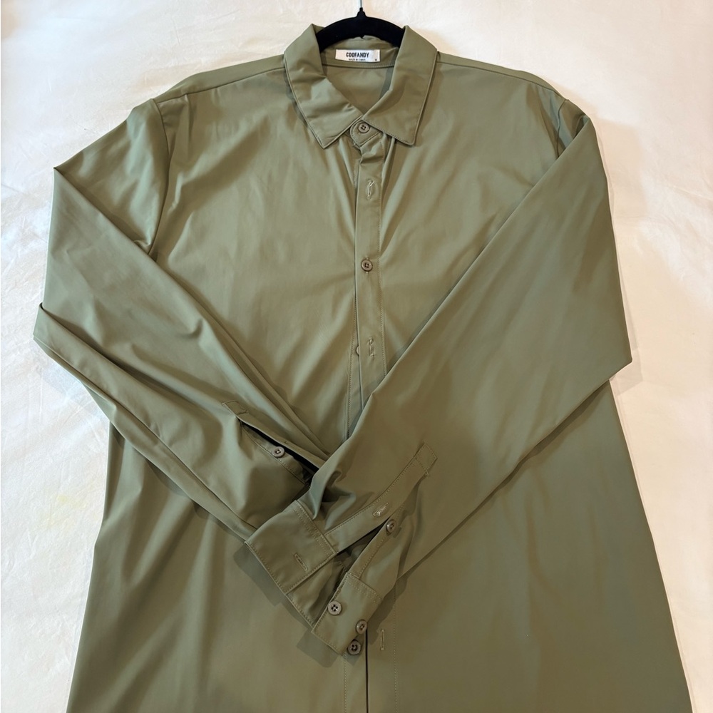 COS Men's Olive Green Long-Sleeve Button Shirt
